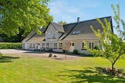 Top 6 over dyreste boliger til salg i Langeskov. Priser op til 3.875.000 kr