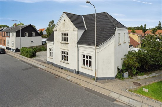 Åkrogen 4H er til salg for kun 275.000 kr.: Se de billigste boliger til salg i Grenaa her