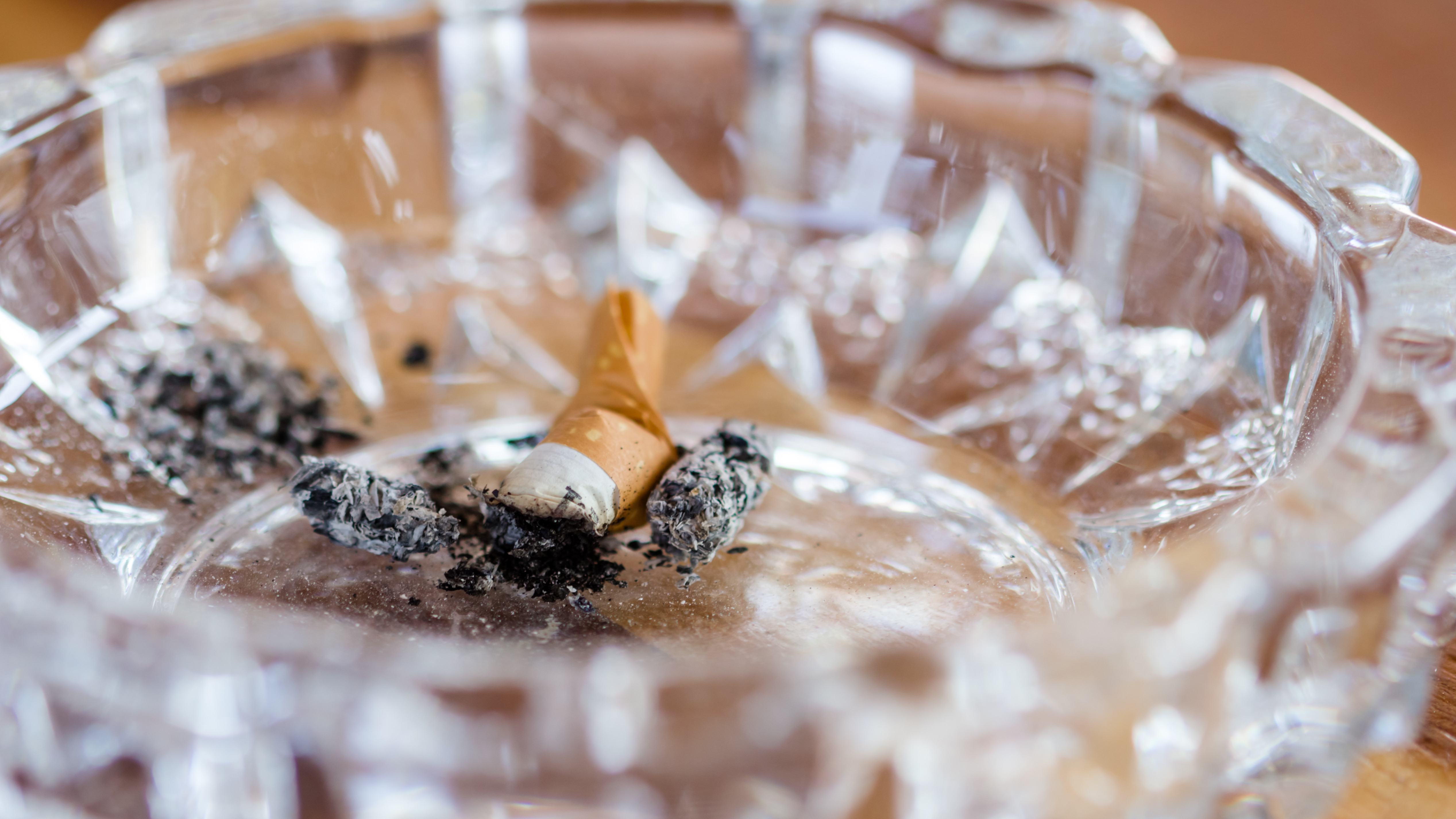 Hvad går et nikotin- og rygestophold ud på?