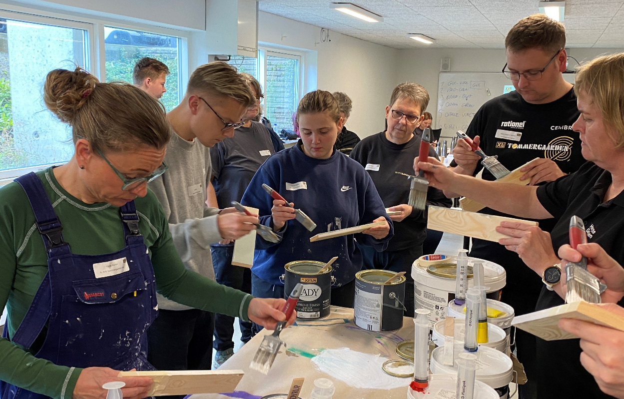 Byggevarekæde etablerer ny uddannelse med Aarhus Business College