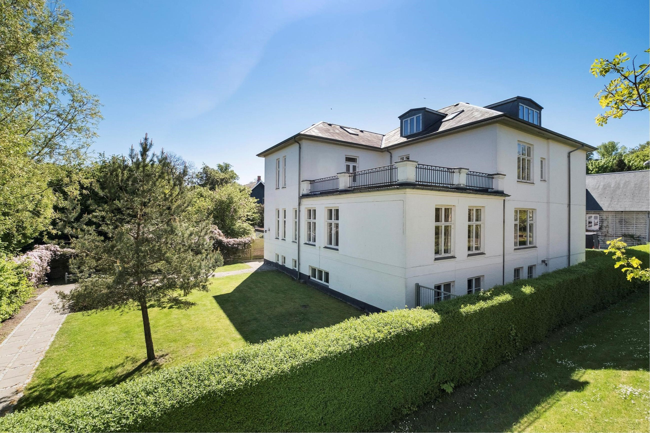 Steen Blichers Vej 22 til salg for 32,0  mio. kroner - Se 5 andre boliger til salg i Frederiksberg