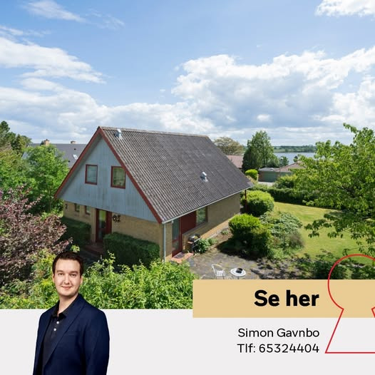 Mulighedsrig villa med fjordudsigt til salg i Munkebo