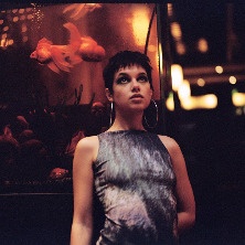 Popstjerneskuddet DAYYANI bringer kærlighedens opskrift til Aalborg