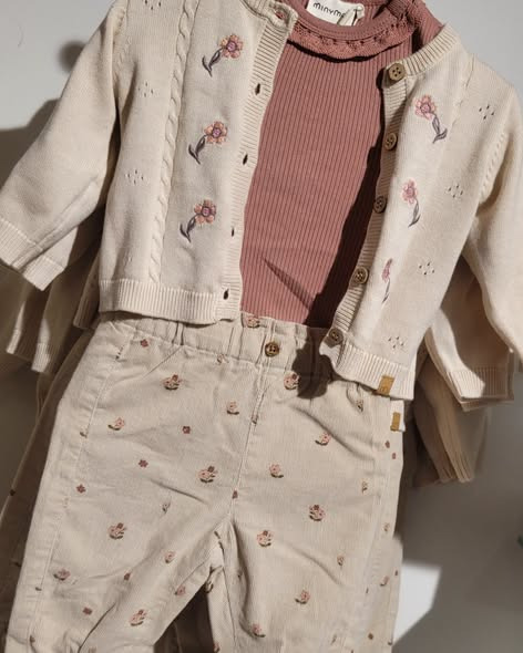 Børneshoppen Brønderslev har fået nye styles til baby i str. 50-86