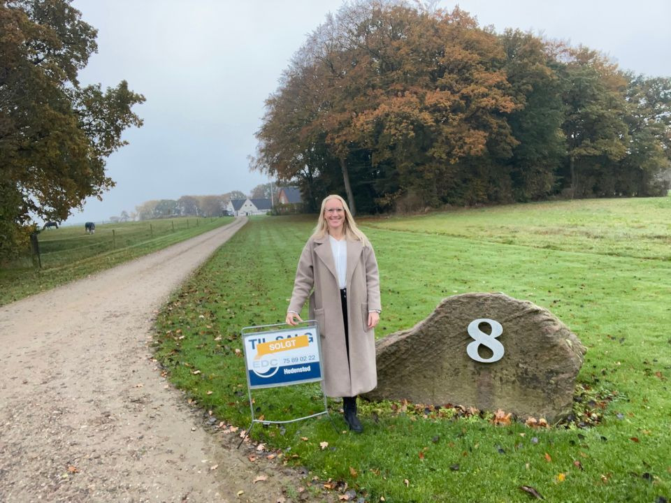 EDC Mæglerne Hedensted sælger fantastisk hesteejendom på Skovvangen 8