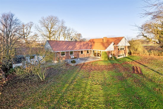 Rørth Ellevej 28 og 5 andre boliger er kommet til salg denne uge i Odder - se boligerne her.