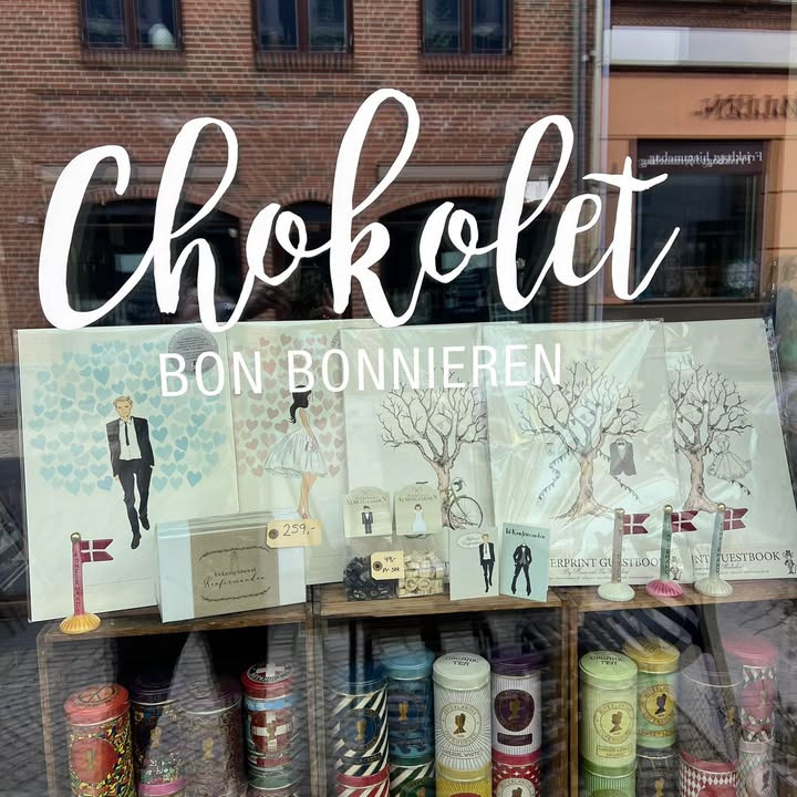 Chokolet Bon Bonnieren takker kunderne for en vellykket By Night og byder på flere smagsprøver i dag