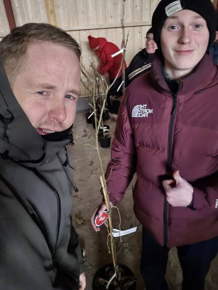 Rema 1000 Slots Bjergby købmænd lærer om økologiske råvarer på Gram Slot