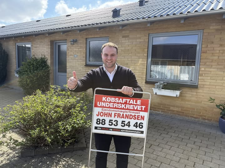 John Frandsen Herning underskriver ny handel i Hammerum