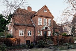 En ren boligdrøm på 316 m² til 44 mio. kroner er nu komme til salg i Hellerup: Se hvor de dyreste boliger til salg i Hellerup er