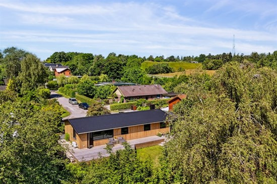 Holløse Gade 32 er til salg for kun 1.550.000 kr.: Se de billigste boliger til salg i Vejby her