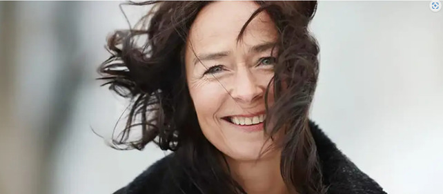 Nauja Lynge besøger Rødekro Bibliotek: En aften med grønlandsk/dansk storytelling