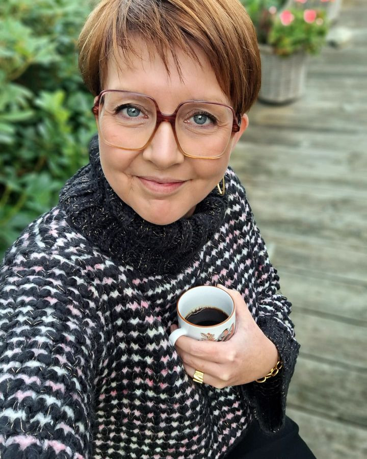 Lux By Jakobsen byder på lækre efterårsstrik i butikken i dag