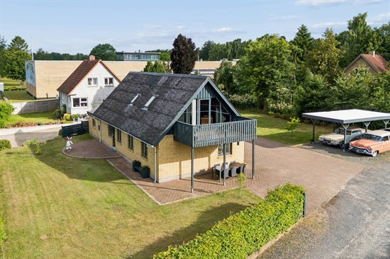 Top 6 over dyreste boliger til salg i Ejstrupholm. Priser op til 6.500.000 kr