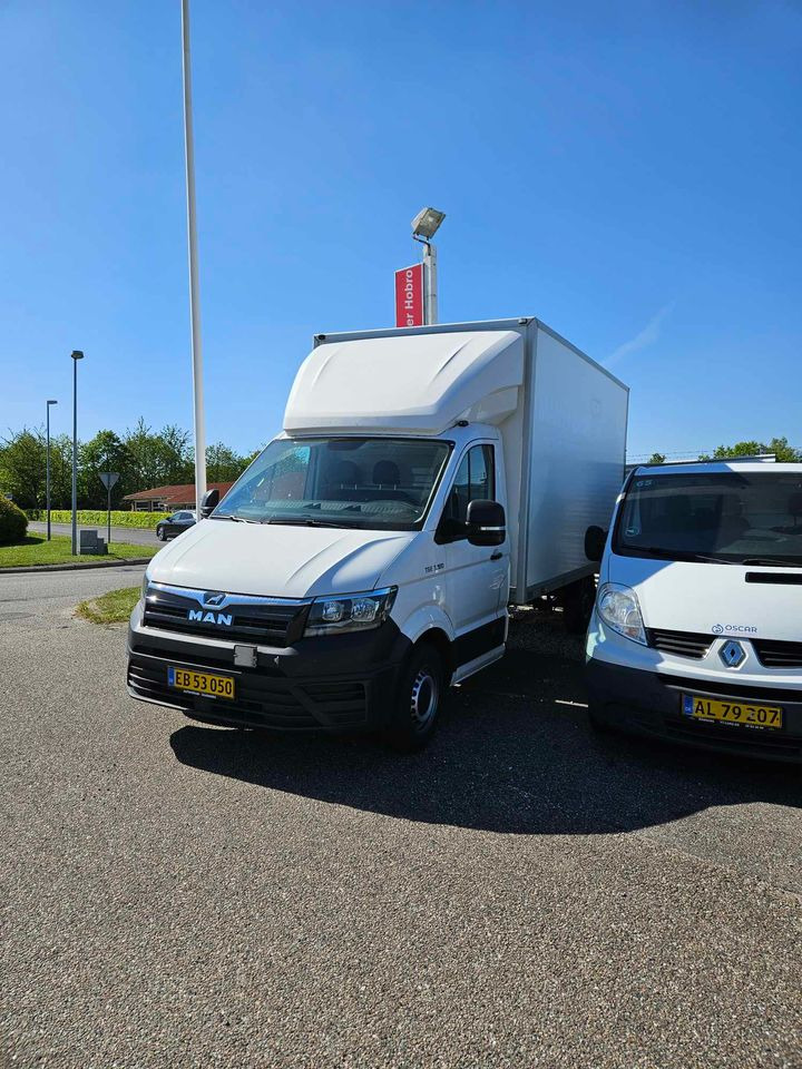 Oscar Biludlejning i Hobro har altid biler klar til leje