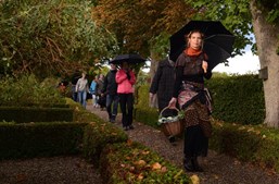 Oplev FARVEL: En sansevandring om livets afslutning ved Vistoft Kirke