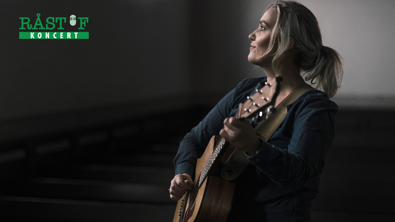 Louise Juul hylder Eva Cassidy i Aarup