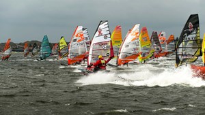 Oplev WATERZ Langdistance i Hvide Sande