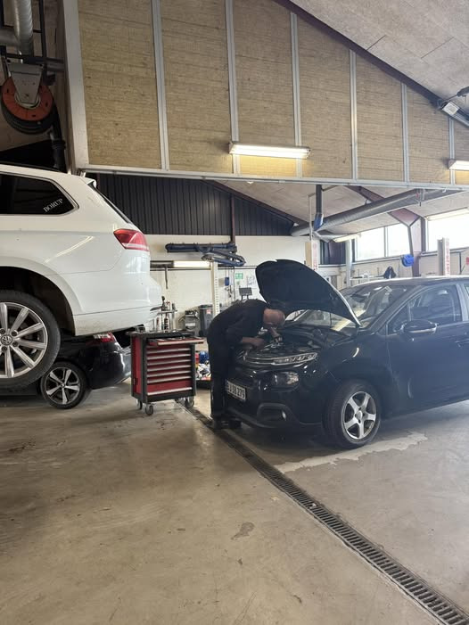 Oscar Biludlejning Hobro opfordrer til et hurtigt tjek af bilen i god tid