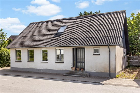 Møllegade 14 er til salg for kun 150.000 kr.: Se de billigste boliger til salg i Roslev her