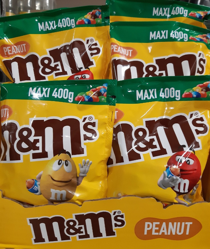 Meny Randers tilbyder stor pose M&M's Peanut til 39,95 kr. med afhentning torsdag og fredag