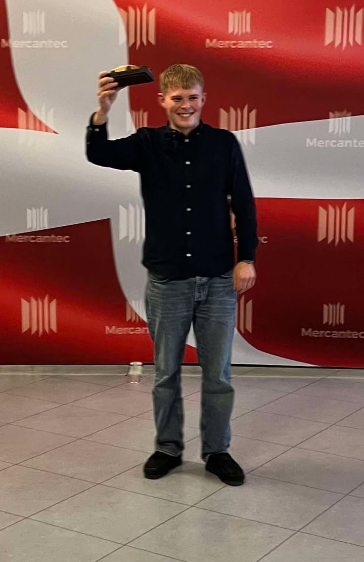 LS AUTOTEKNIK ApS fejrer lærlingens 12-tal og kammeratskabspris