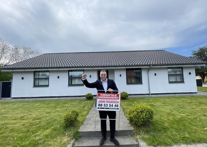 John Frandsen Herning lukker fremvisningerne på Carl Nielsens Vej 1