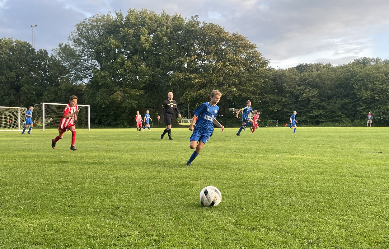 Andrup-drengene viste lovende takter og tog sejren med hjem fra Vejen