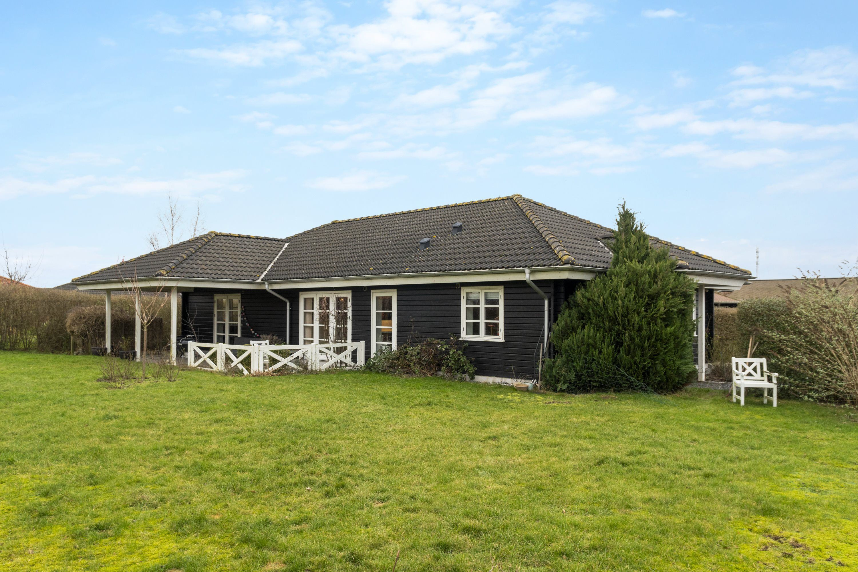 Netop kommet til salg: Thorsvænge 13 en af Rødvig Stevns’ dyreste adresser