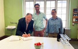 Kunsthal får mandat til at blande sig