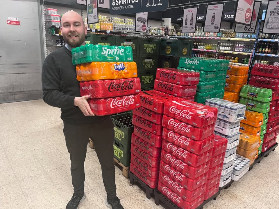 Meny Hobro fejrer 10 års jubilæum med tilbud på Coca-Cola 24-pak