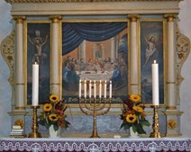 Oplev Niels Brunses refleksioner over tro i Strandby Kirke