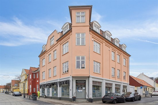 Møllestræde 1A og 1 anden boliger er kommet til salg denne uge i Kalundborg - se boligerne her.