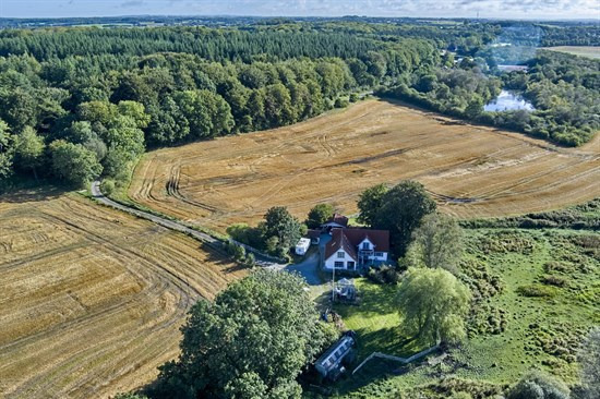 Top 6 over dyreste boliger til salg i Rask Mølle. Priser op til 2.650.000 kr