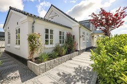 Top 6 over dyreste boliger til salg i Viby J. Priser op til 11.250.000 kr