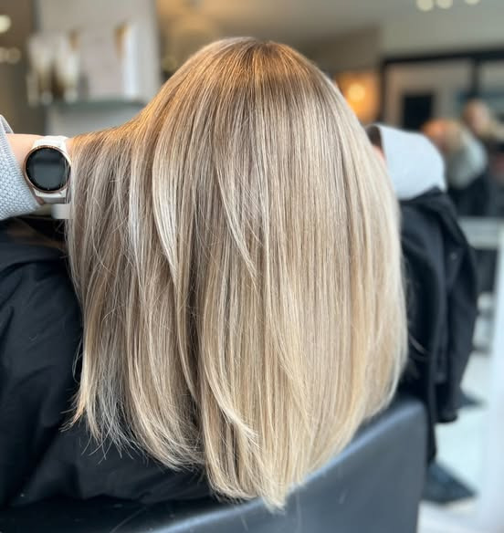 Chlou fremhæver blonde balayage med inkluderet beskyttelse