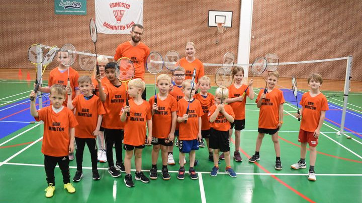 Vær med til at skabe sjove og lærerige sommeraktiviteter for børn og unge