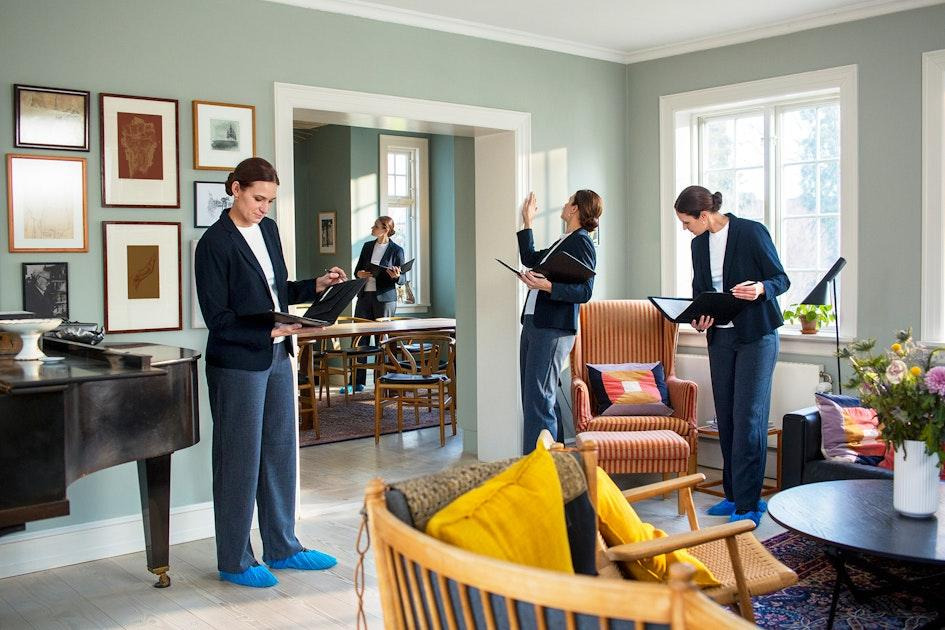 EDC Hadsund og Øster Hurup: Bestil et salgstjek og vind 4 Y-stole af Hans J. Wegner