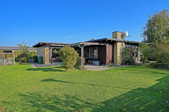 Bolig til salg for 4,8  mio. kroner - se hvad der ellers er til salg i Solrød Kommune