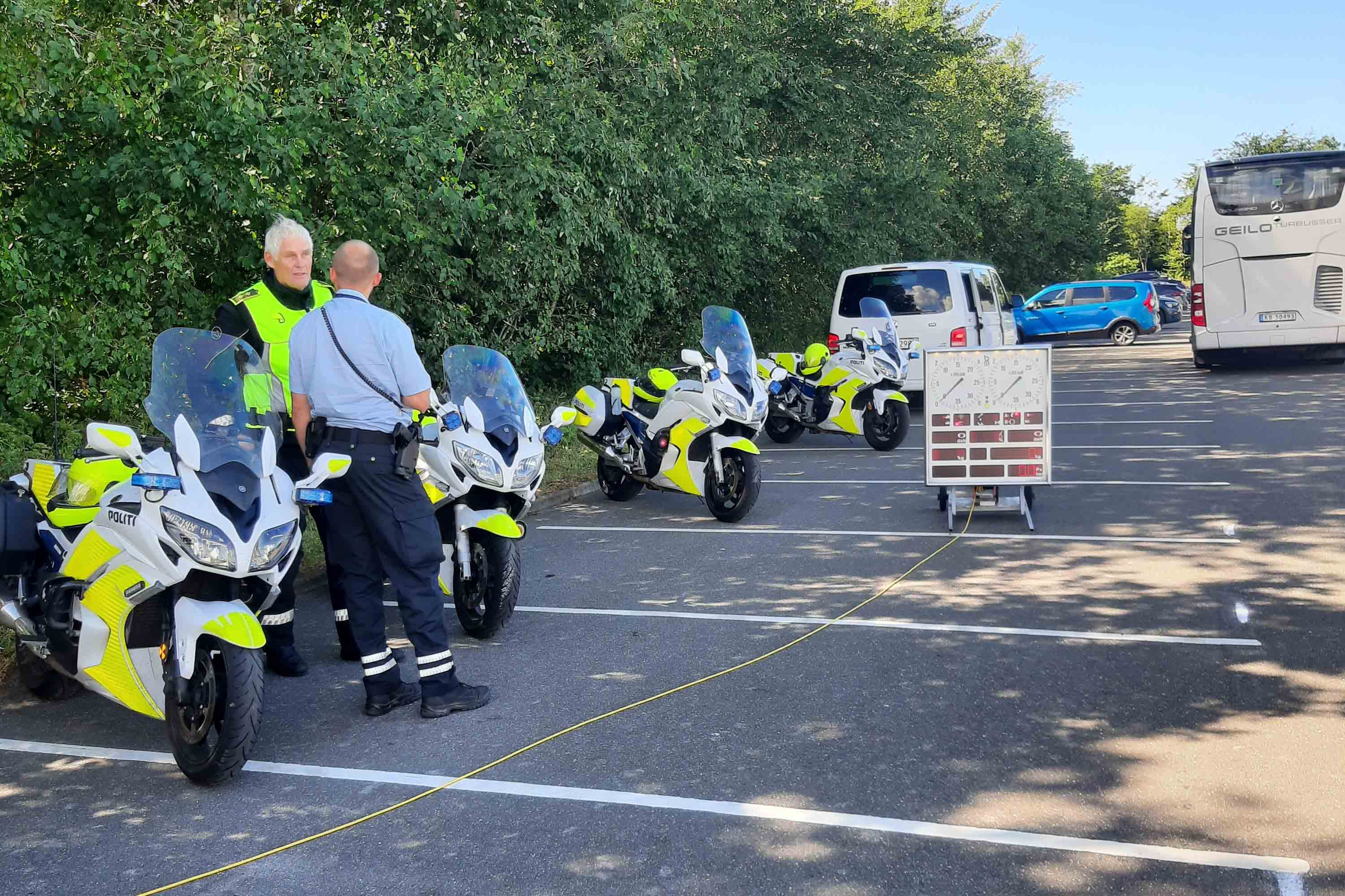 Ansvarlig for buskontrol til Dana Cup i Hjørring vender tommelfingeren opad