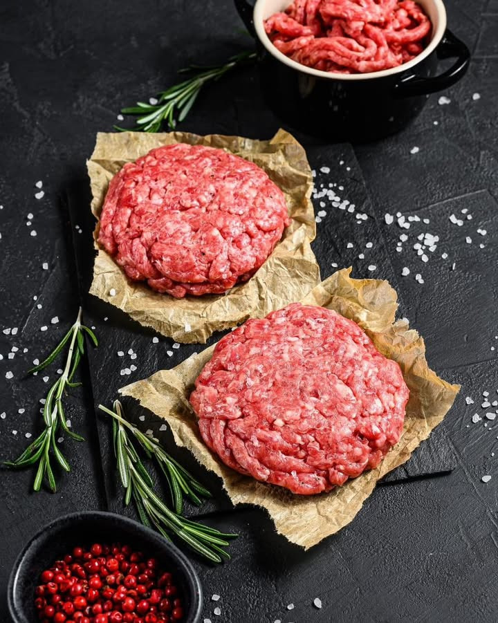 Slagter Primby åbner i morgen med tilbud på friskhakket dansk oksekød