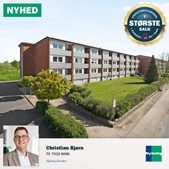 Nybolig Bjørn & Ankersen: nyrenoveret ejerlejlighed med sydvendt altan på Infanterivej 20