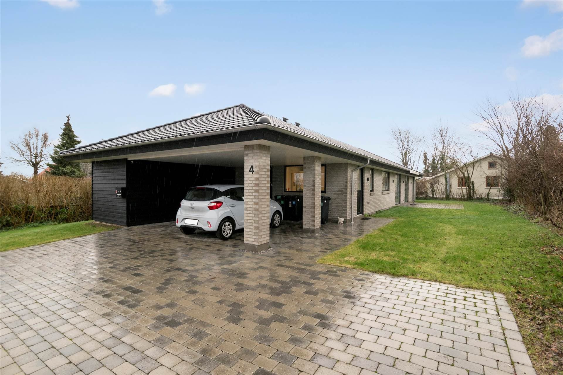 Luksusbolig netop kommet til salg i Hedehusene: Se hvad du skal smide for Hedehusenes dyreste adresser her