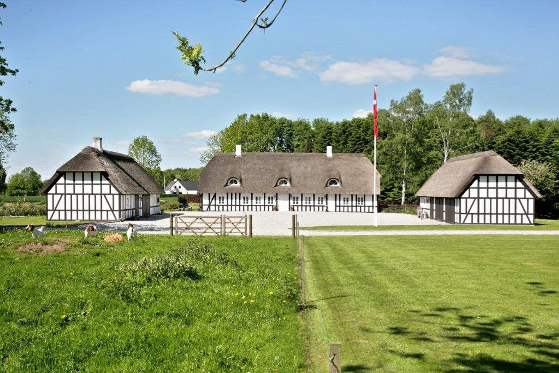 Eksklusiv bolig for 7,0  mio. kroner er netop kommet til salg i Juelsminde - Se den og de dyreste boliger her