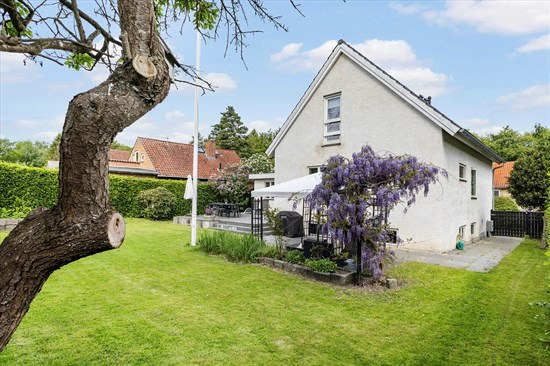 Færøvej 32 og 3 andre boliger er kommet til salg denne uge i Kongens Lyngby - se boligerne her.