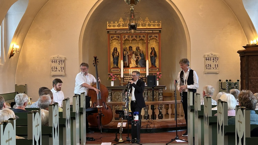 Musikalske aftener i Lønne Kirke: Jazz og guitarklassikere