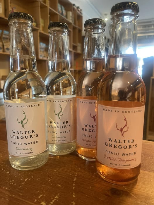 Frugt og Grønt Plantagen / Risskov Torvet sælger tonic vand til under halv pris