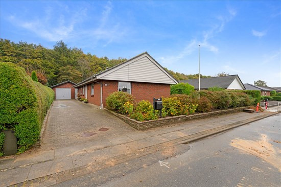 Allegade 28 og 1 anden boliger er kommet til salg denne uge i Agerbæk - se boligerne her.