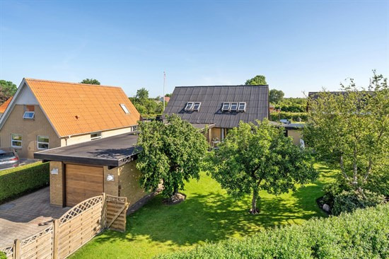 Til salg hos home Brønderslev: Buurholtvej 51, 9700 Brønderslev