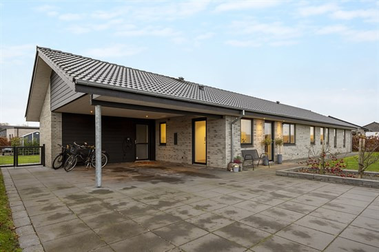 P. Vejsgaardsvænget 56 og 1 anden boliger er kommet til salg denne uge i Ryomgård - se boligerne her.